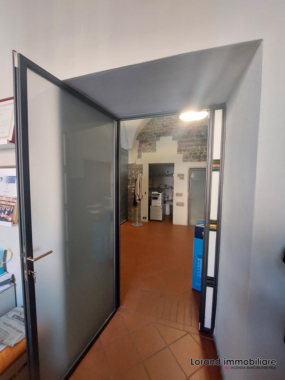 appartamento in vendita a Pisa in zona Lungarni
